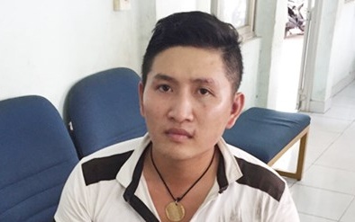 Giả danh công an đi lừa cả tình lẫn tiền của gái 'bán hoa'