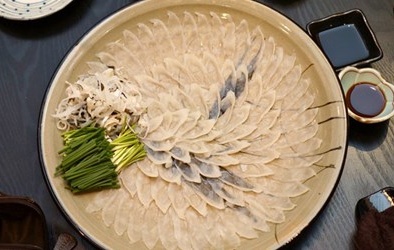 Vì sao người Nhật bỏ nghìn đô ăn cá nóc chết người?