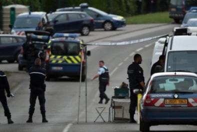 4 người chết trong vụ xả súng kinh hoàng ở Pháp