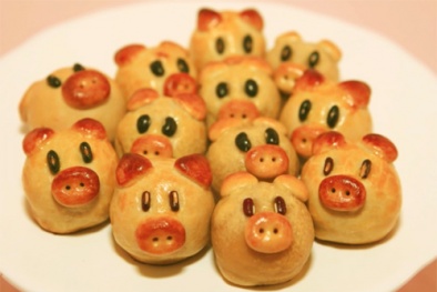 Cách làm bánh trung thu hình heo siêu dễ thương