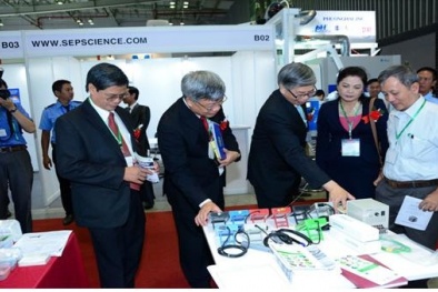  Bộ KH&CN hưởng ứng triển lãm Thành tựu Kinh tế - Xã hội năm 2015