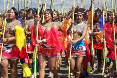 Cái kết đau thương của 38 trinh nữ đi dự lễ hội tuyển vợ của vua