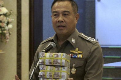 Cảnh sát Thái Lan treo thưởng 84.000 USD rồi tự nhận thưởng nội bộ