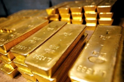 Giá vàng hôm nay 31/8/2015 tiếp tục 'bốc hơi'