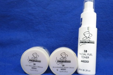 Singapore phát hiện mỹ phẩm chứa chất cấm nguy hiểm