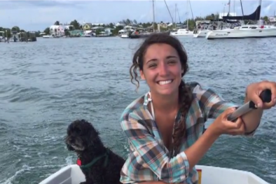 Cảm phục nữ sinh 9 tháng lênh đênh trên biển đến trường đại học