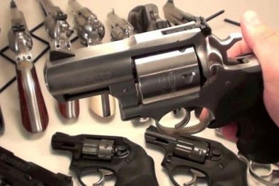 Tràn lan kỷ vật chiến tranh