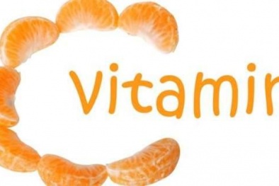 Bổ sung vitamin C không hợp lý có thể gây thêm bệnh