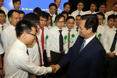 Thủ tướng Nguyễn Tấn Dũng gặp mặt 70 nhà khoa học trẻ tiêu biểu