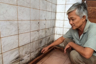Côn đồ ném bom xăng rồi phóng hỏa các điểm thu mua sầu riêng 