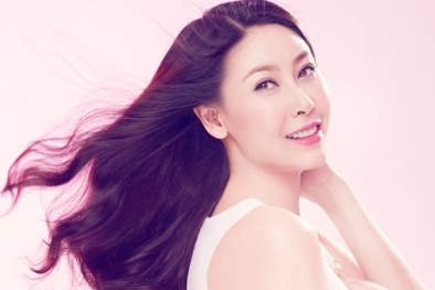 Hoa hậu Hà Kiều Anh đẹp ngỡ ngàng trong bộ ảnh mang thai ở tuổi 39 