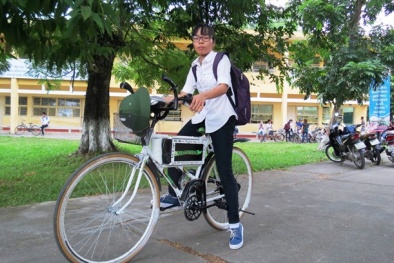 Tự chế tạo xe đạp điện đến trường