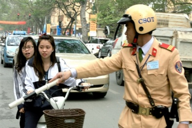 Xe đạp điện, tiện lợi hay hiểm họa?