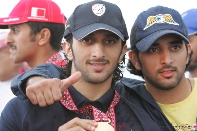 Hoàng tử đẹp trai Sheikh Rashid của Dubai bất ngờ qua đời vì đau tim