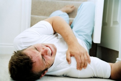 Xử trí bong gân đúng cách, hiệu quả 