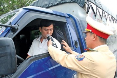 Tăng mức phạt nặng liệu có giảm vi phạm giao thông?