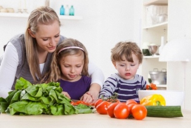 Sai lầm khiến rau củ mất chất khi chế biến món ăn cho bé 
