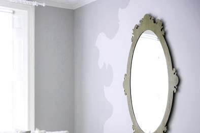 Bỏ túi 6 bí kíp lau gương sáng bóng 'siêu dễ' 