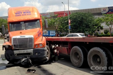 Tình hình sức khỏe hai bố con bị container ủi bay khi chờ đèn đỏ