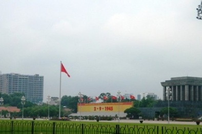 Hà Nội gấp rút kiểm tra 'tòa nhà cao hơn Lăng Bác'