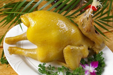 Nhận biết thịt gà nhuộm hóa chất vàng da độc hại 