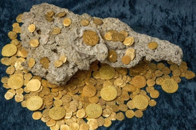 Ba Lan cử quân đội bảo vệ tàu chở vàng của Đức quốc xã