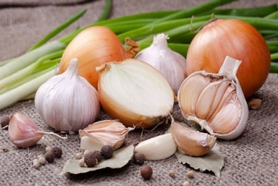 Cách khử mùi hôi sau khi ăn tỏi cực hiệu quả