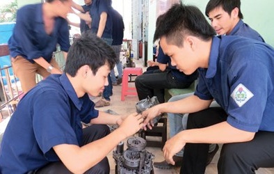 Hệ trung cấp, cao đẳng: Nhiều trường 'chết lâm sàng'