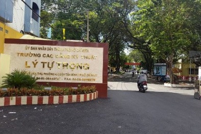 Khai ‘man’ lý lịch, nhân viên tố Hiệu trưởng trường Lý Tự Trọng tự xưng là Tiến sĩ