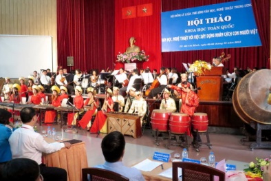 'Những trang sách suốt đời đi vẫn nhớ'