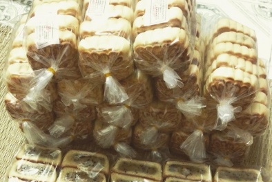 Giật mình giá bánh trung thu 'handmade' sau rằm
