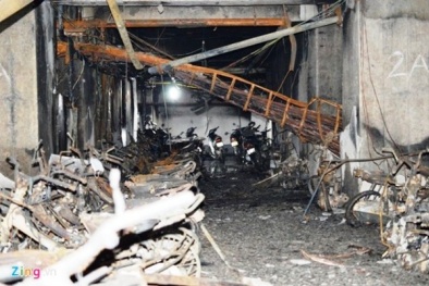 Hàng trăm xe máy bị thiêu rụi tại chung cư Xa La: Ai sẽ bồi thường?