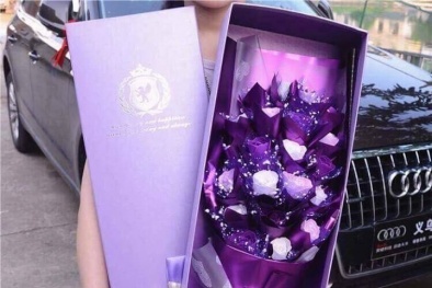 Hoa hồng sáp: Càng thơm càng độc hại!