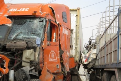 Bản tin tai nạn giao thông mới nhất 24h qua ngày 18/10/2015