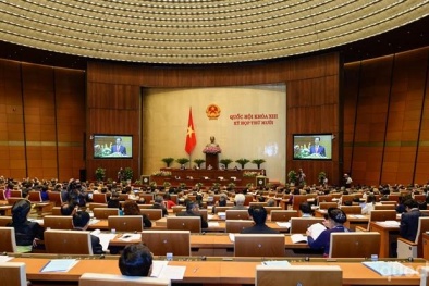 Thu từ dầu và khí hụt lớn so với dự toán