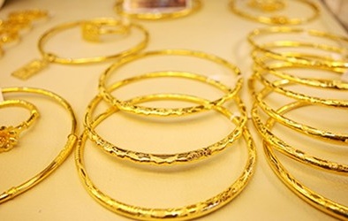 Giá vàng hôm nay 20/10 chạm đáy 2 tuần, đô la phục hồi