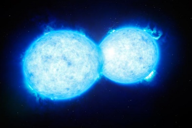 Phát hiện hệ sao nhị phân nóng và lớn nhất hành tinh