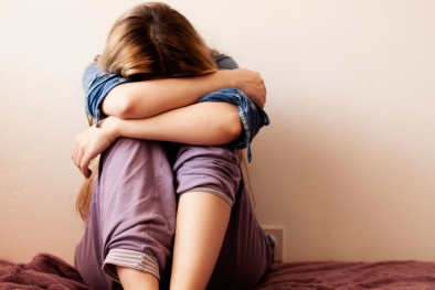 Địa ngục của người vợ bị chồng ép bán dâm với hàng nghìn người