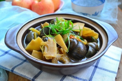 Ốc xào măng thơm ngon cực hấp dẫn ngày cuối tuần