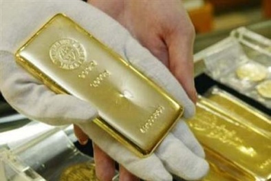 Giá vàng hôm nay 28/10/2015 giảm nhẹ trước quyết định của FED