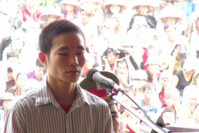 Thảm sát ở Yên Bái: Bị cáo Đặng Văn Hùng thẫn thờ nhận án tử