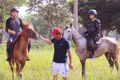 Issac ‘kết đôi’ với người tình tin đồn của Cường Đô la