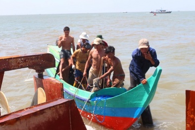 Chìm tàu trên sông Soài Rạp: ‘Hy vọng điều kỳ diệu sẽ xảy ra’