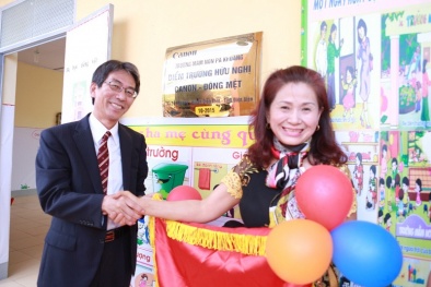 Canon đem niềm vui đến với trẻ em khó khăn tỉnh Điện Biên