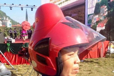  Mũ bảo hiểm cho phụ nữ dân tộc: Khó đạt chuẩn!