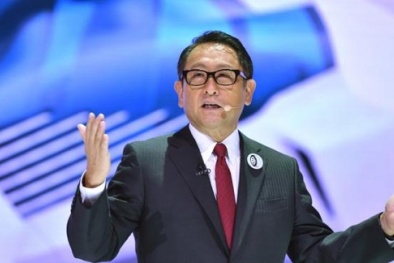 Toyota khuyên Volkswagen đừng ham vị trí số 1