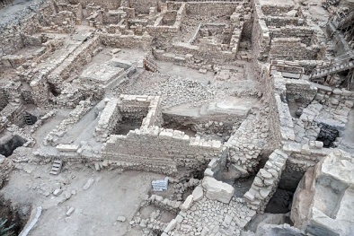 Phát hiện pháo đài cổ bí ẩn dưới bãi đỗ xe ở Israel