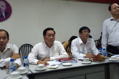 Giám đốc Sở Y tế TP.HCM khóc trong họp báo 