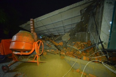 Sập nhà ở TP.HCM: Cùng vào trú mưa nhưng chớp mắt đã sinh ly tử biệt