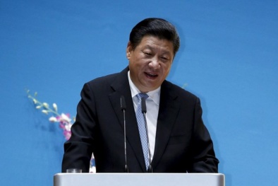 Vừa rời Việt Nam, ông Tập Cận Bình lại ‘nhận vơ’ chủ quyền Biển Đông